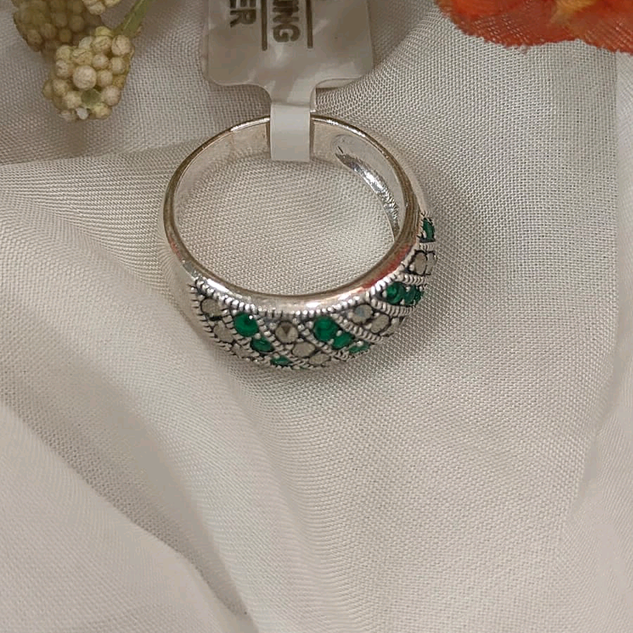 Marcasite Green Band